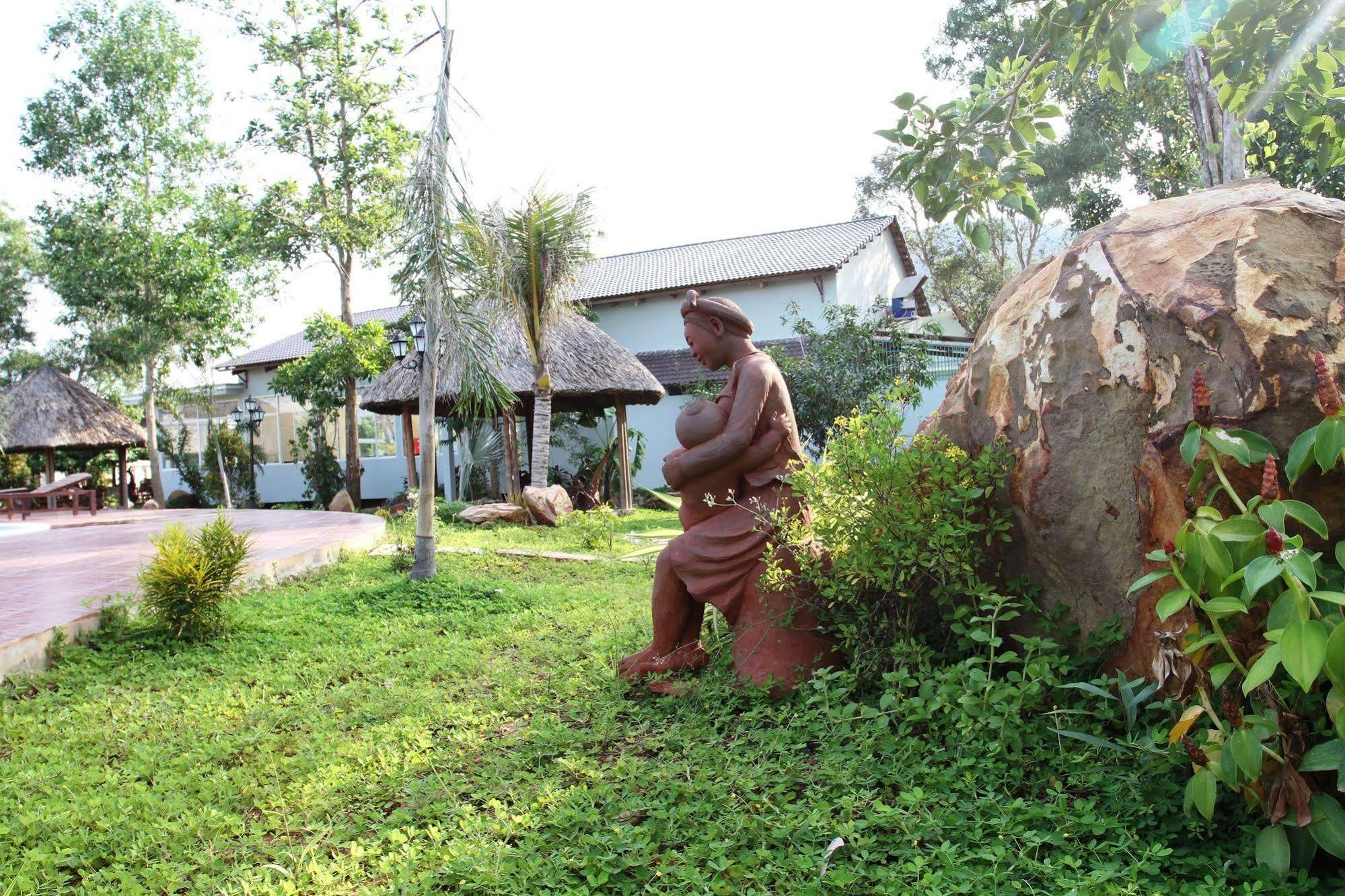 Resort Montana Phu Quoc Exterior photo